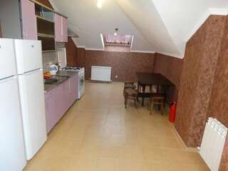 Гостиница Guest House on Kabardinskoy 1 Геленджик-1